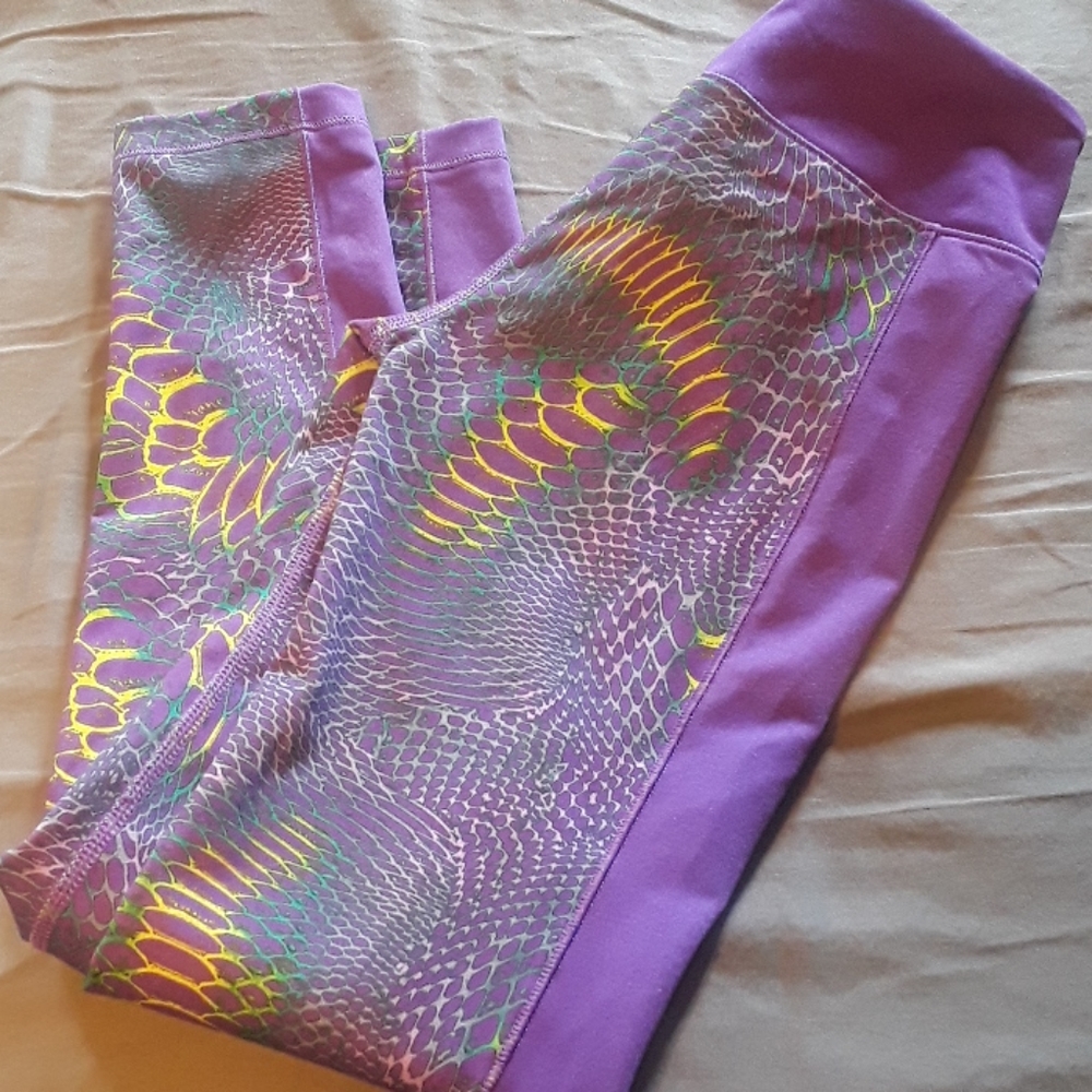 Girls under armour leggings